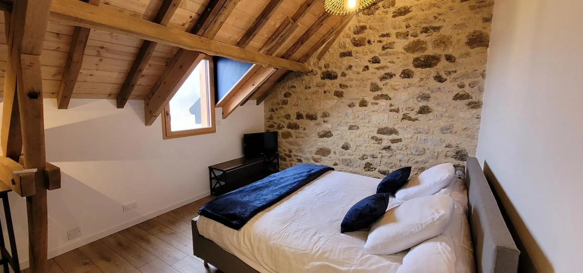 Bed and Breakfast Le Petit Nid Du Quercy à Anglars-Nozac